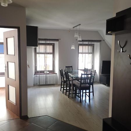 Apartament Dluga Apartman Jelenia Góra Kültér fotó