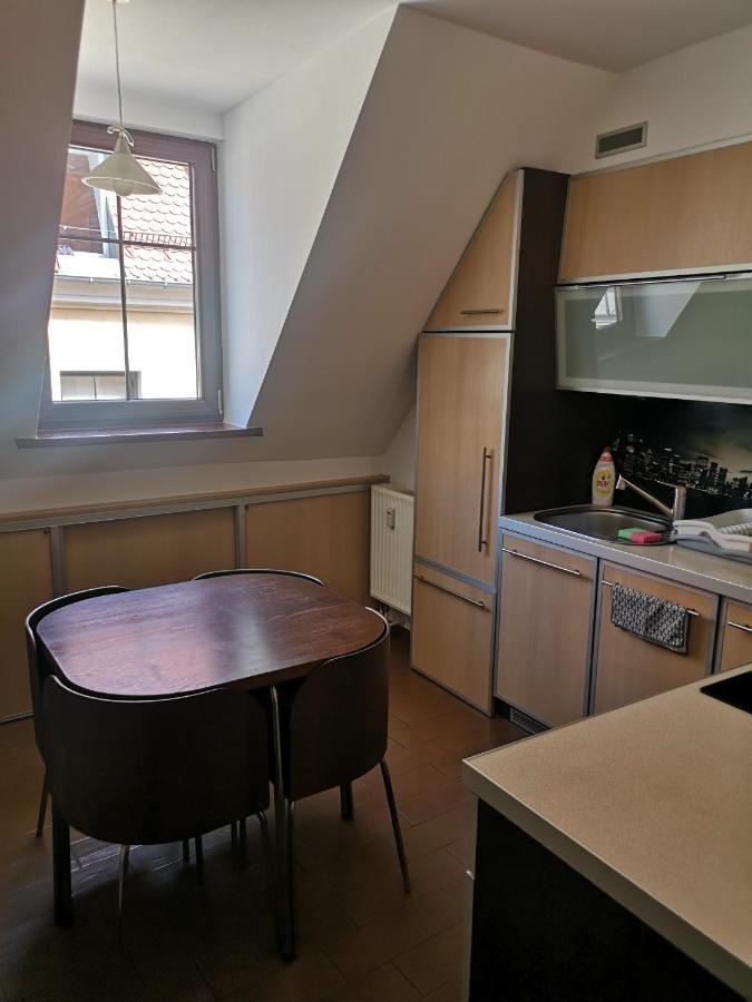 Apartament Dluga Apartman Jelenia Góra Kültér fotó